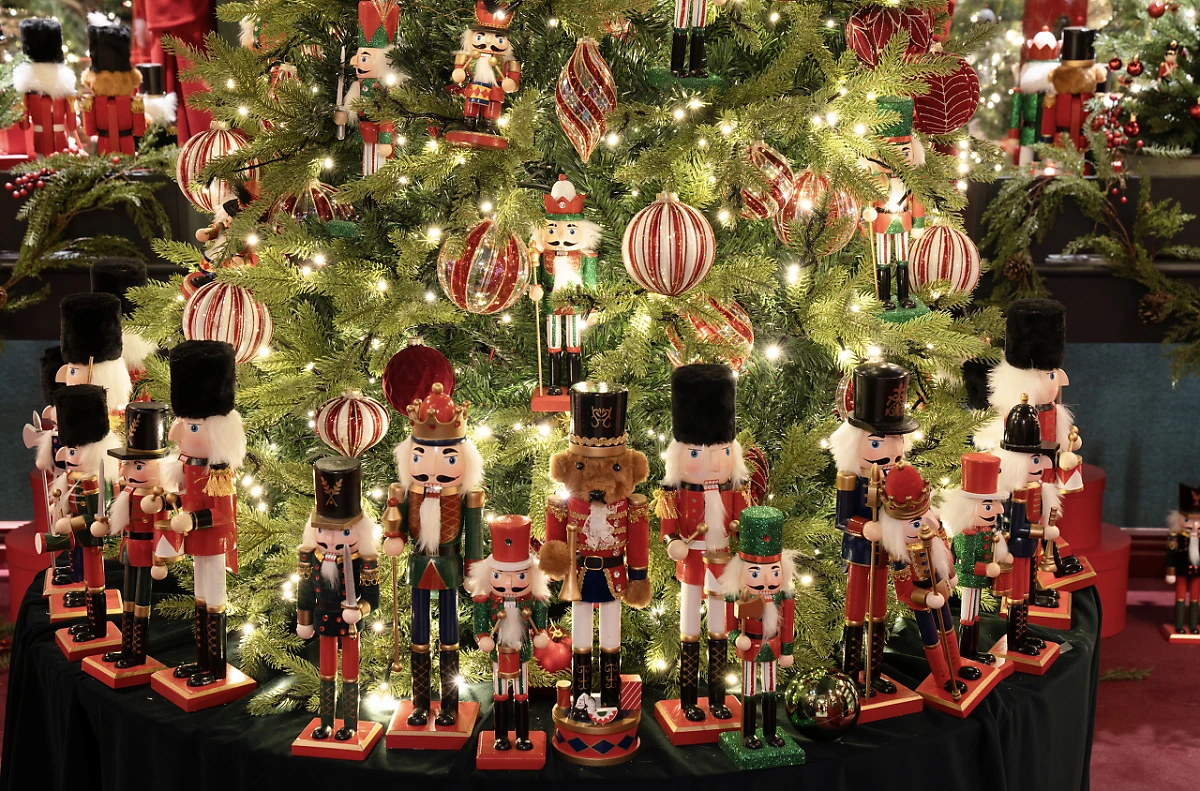 %EB%8D%94%ED%98%84%EB%8C%80.png?type=w1200