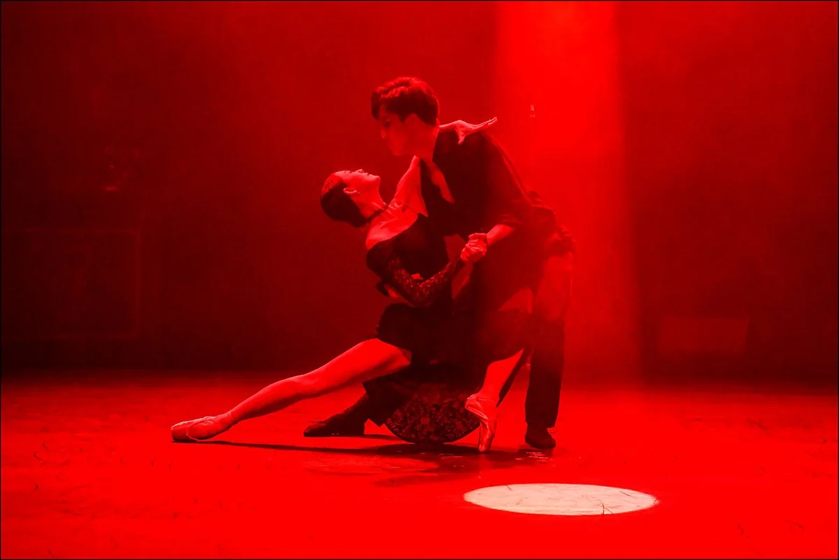 %EC%84%B8%EC%A2%85-%EC%BB%A8%ED%85%9C%ED%8F%AC%EB%9F%AC%EB%A6%ACS-_%EA%B9%80%EC%A3%BC%EC%9B%90%EC%9D%98-%ED%83%B1%EA%B3%A0%EB%B0%9C%EB%A0%88_-04.jpg?type=w1200