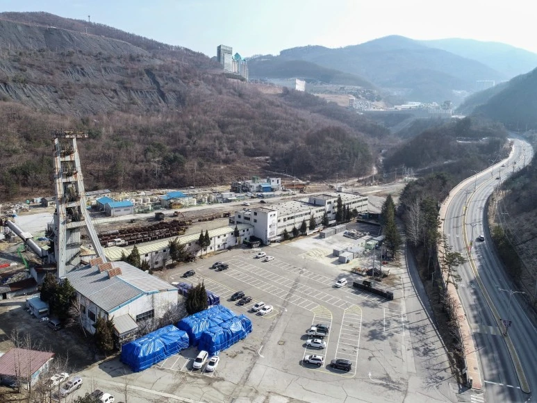 29066-full-size.jpg?type=w773