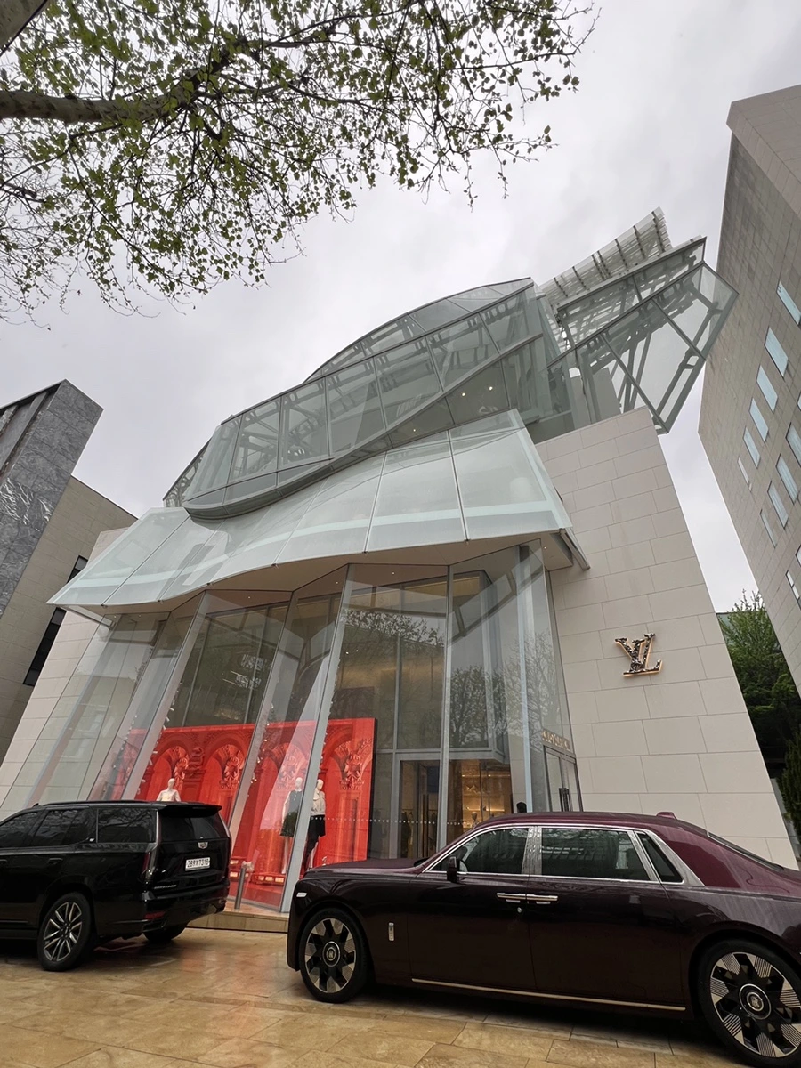 IMG_3459.JPG?type=w966