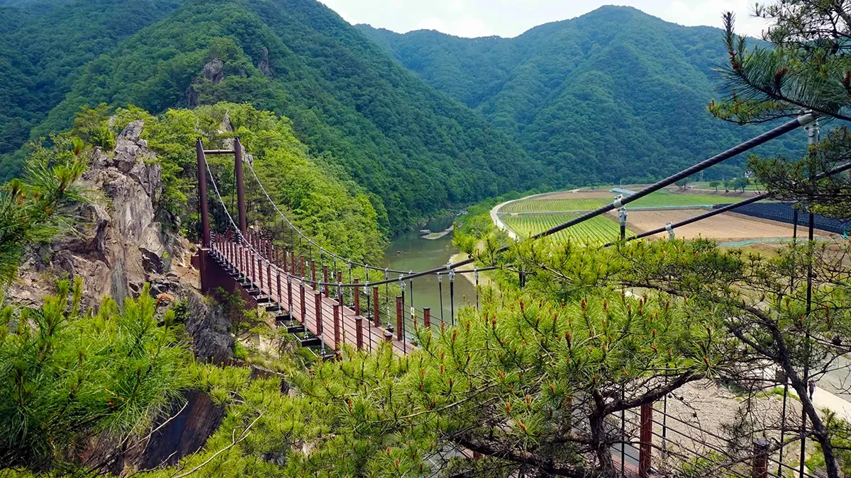 chungju-sujupalbong-vincenzo-bridge-5.webp