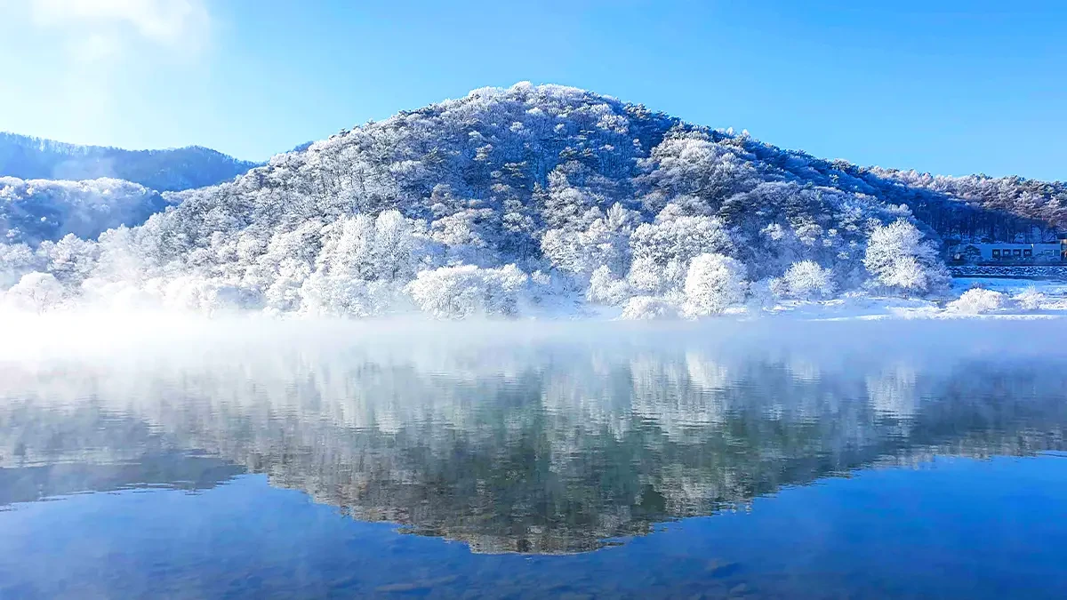 chungju-namhangang-winter-snowy-landscape1.webp