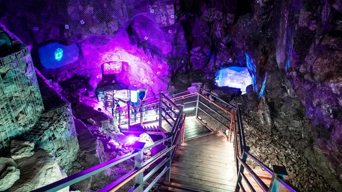 gwangmyeong-cave-winter6.webp