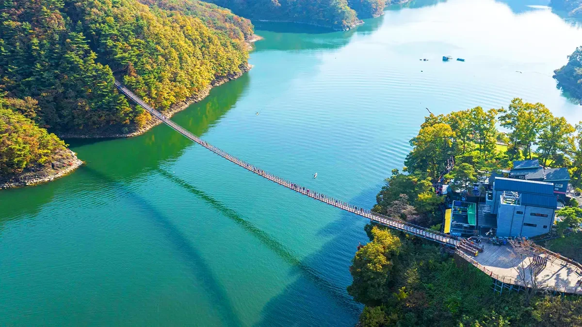 jecheon-oksunbong-suspension-bridge-guide2.webp
