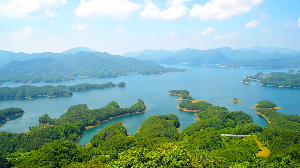 woraksan-ageobong-trail-reopening-chungju-lake-view-2.webp