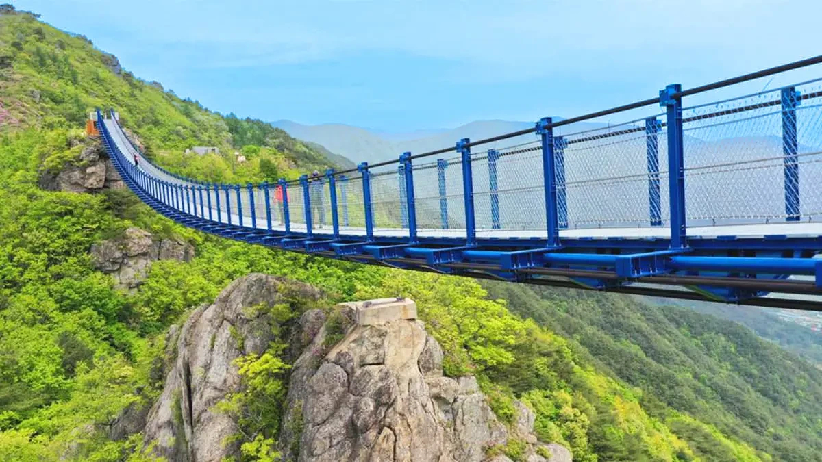 hadong-sinseondae-cloud-bridge-jirisan1.webp