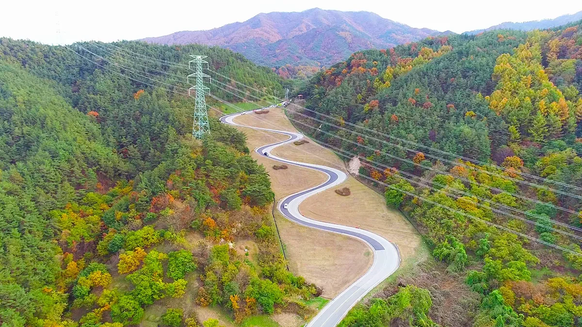 hamyang-jianjae-pass-korea-beautiful-road-4.webp