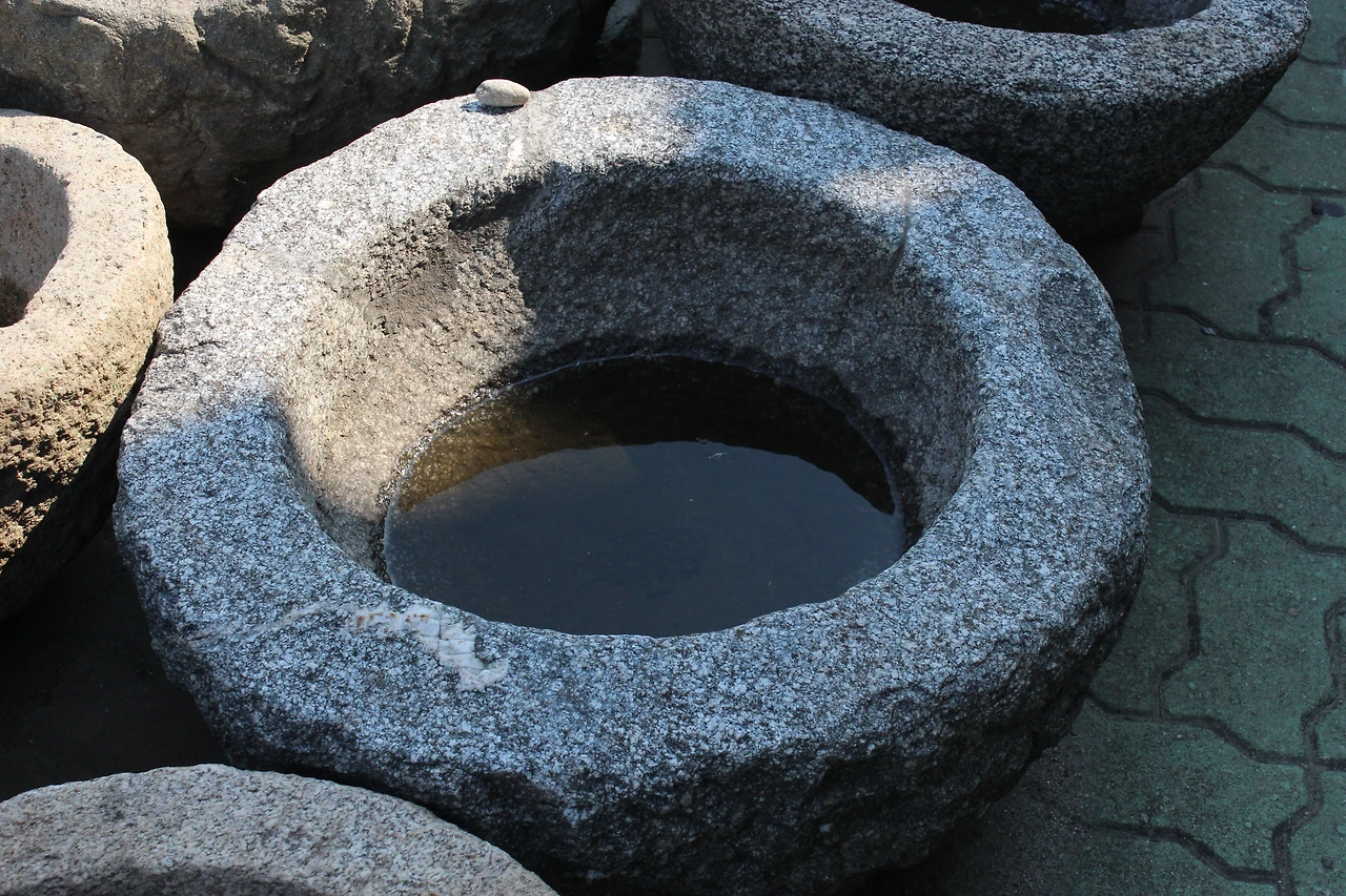 (전설텔링)20130902똑딱귀신이야기가 전해지는 돌호박2.JPG