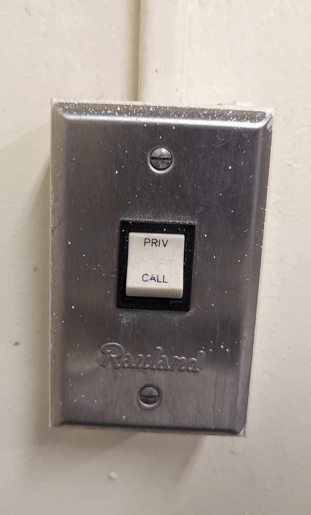 when-you-see-this-in-your-classroom-where-do-you-put-the-v0-ljj47eczbrmc1.png?width=640&crop=smart&auto=webp&s=2dceca2ca297fc247938abc7c053e45c337deff6