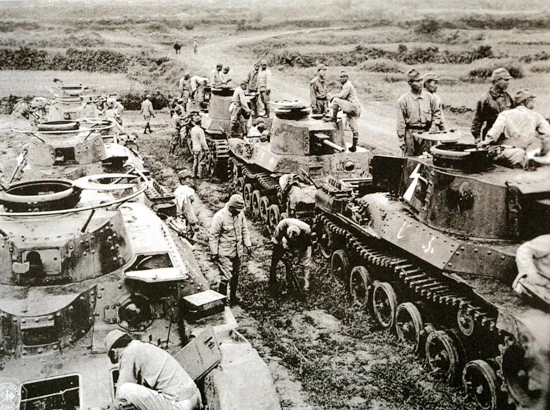 137856_0.gif?type=m1500&wm=N