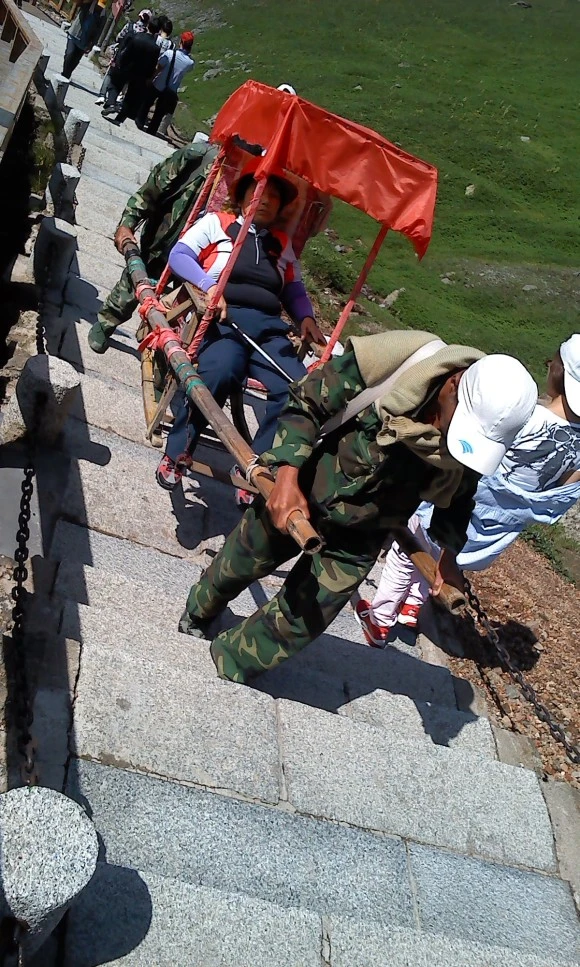 %EB%B0%B1%EB%91%90%EC%82%B0%EC%96%B4%EB%A8%B8%EB%8B%98.jpg?type=w580