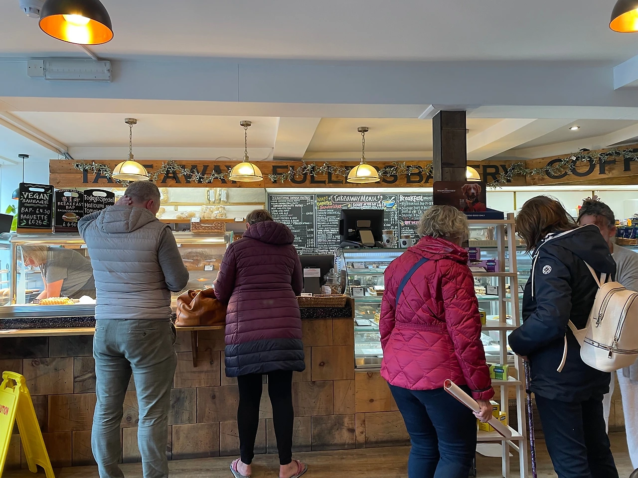 토트네스 카페식당 내부.JPG