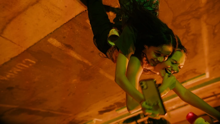 56c45aca-0cbb-409c-9b0c-714e7e227b70-FLL_Fallout_hires_still_04035015_fuji-l.png?type=w773