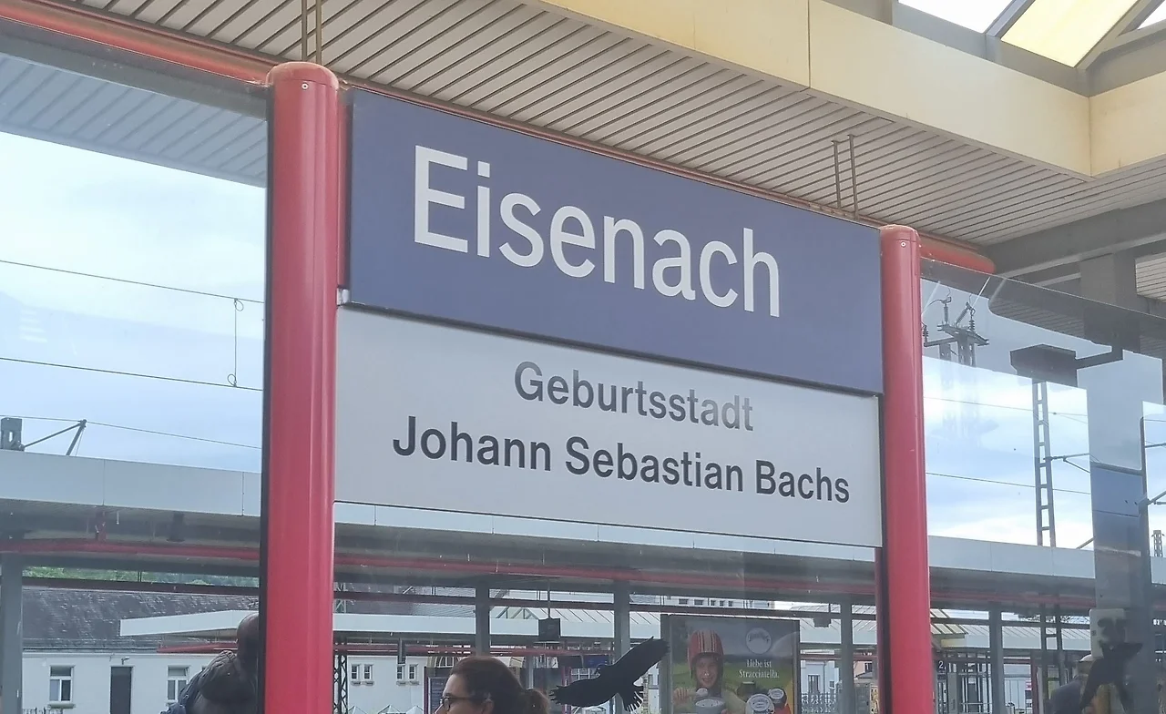 GOvLK-SXMAE29g9?format=jpg&name=4096x4096