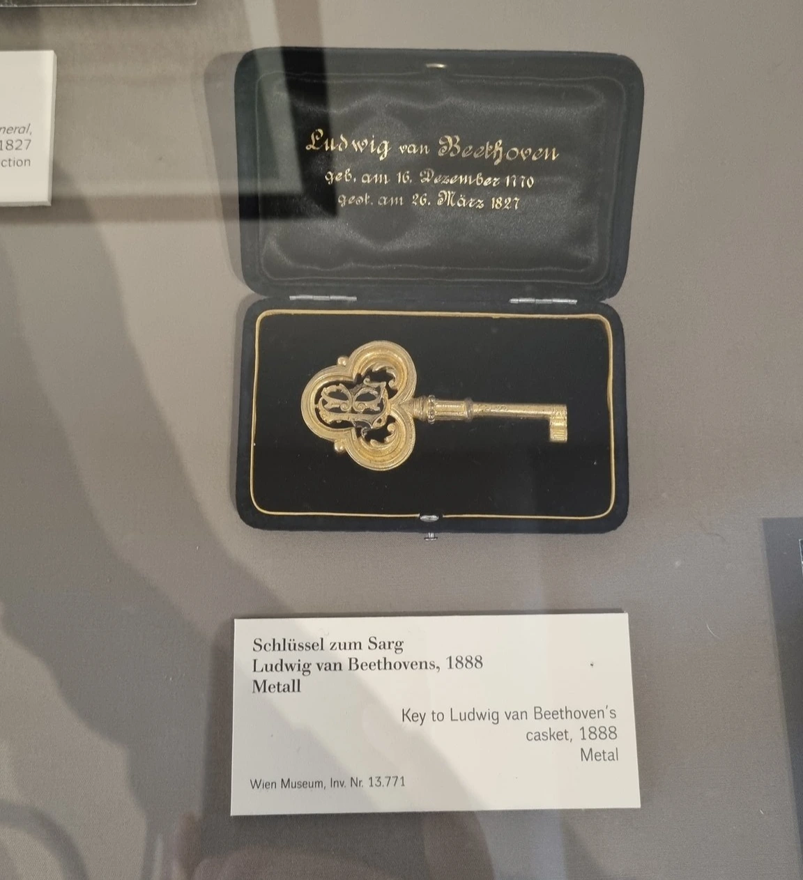 GKjQz7GWsAAPjtf?format=jpg&name=large