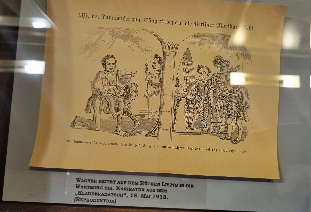 GN9ZZw7XoAAPdRt?format=jpg&name=large