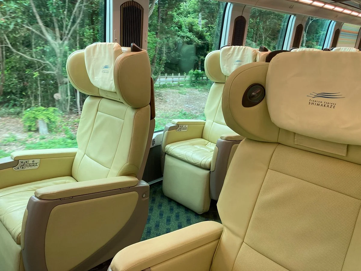 caption.jpg?w=1200&h=-1&s=1