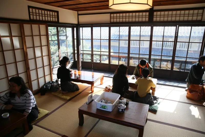 016V1742.JPG?type=w800