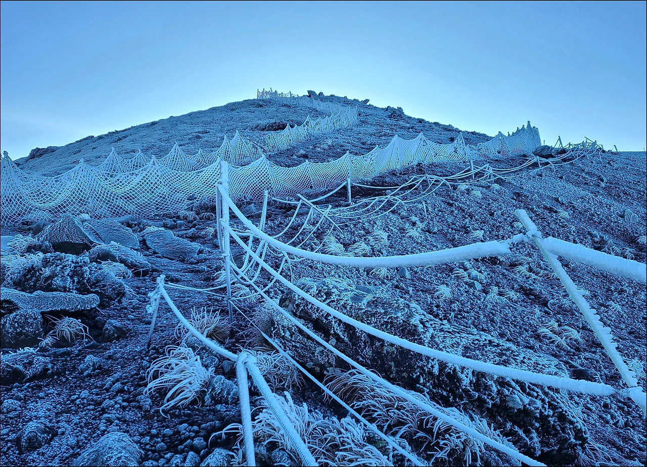 img.jpg?credential=yqXZFxpELC7KVnFOS48ylbz2pIh7yKj8&expires=1767193199&allow_ip=&allow_referer=&signature=rAFG82OQTlwcCp67gnMIzys8jP8%3D