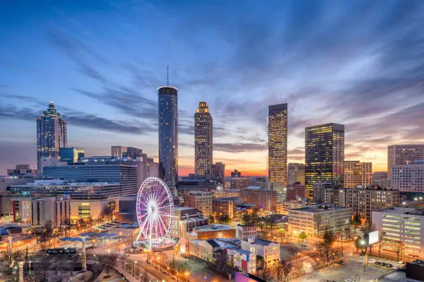 atlanta-georgia-usa.jpg?s=612x612&w=0&k=20&c=H-wiKX_4U-9GAgCKvKEigAOYY9UaWkKikjZaQ2e5FcY=