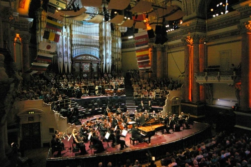 Leeds_International_Piano_2006_Finals_(14149733003).jpg?type=w773