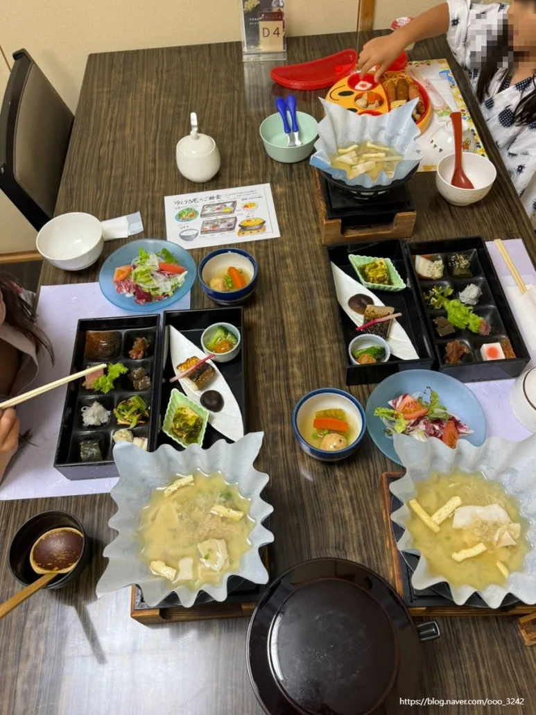 SE-D3BB9693-65ED-4197-A51F-A81685F514F8.jpg?type=w773