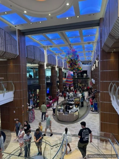 SE-9DF44960-90DD-4004-AD39-CA50D4792EEF.jpg?type=w386