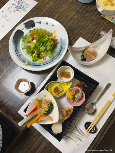 SE-E4D33CF5-5483-4ACE-A655-4615ADE2CDC9.jpg?type=w386