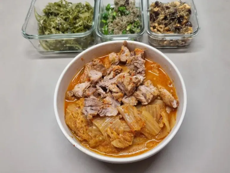 %EA%B9%80%EC%B9%98%EB%AA%A9%EC%82%B4%EC%B0%9C.jpg?type=w773