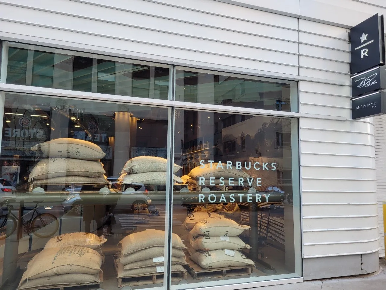 0_ihhUd018svcba59jueytxs3_o81ygz.jpg?type=e1920_std