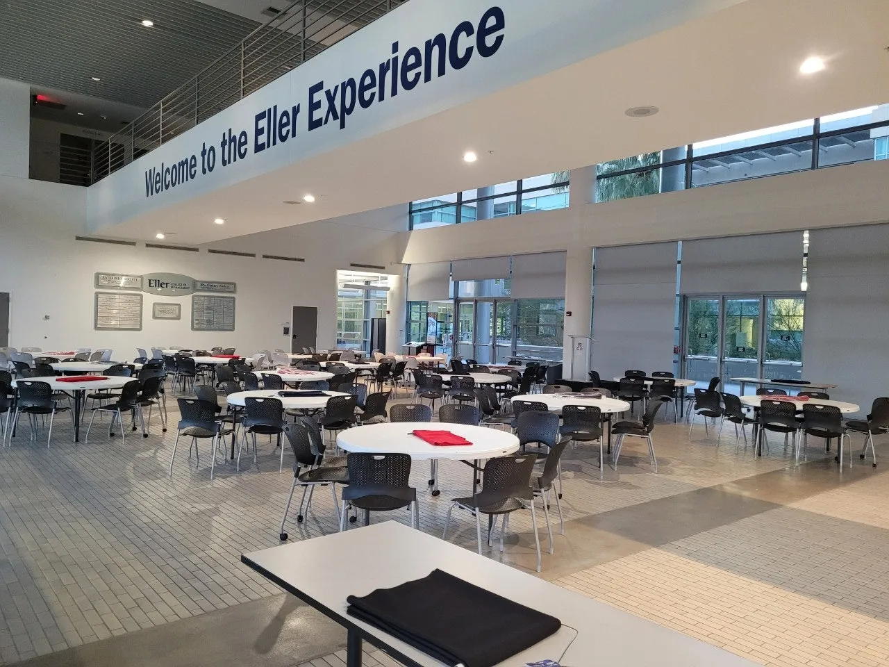 6_9gjUd018svc1p6emyrefbeiz_o81ygz.jpg?type=e1920_std