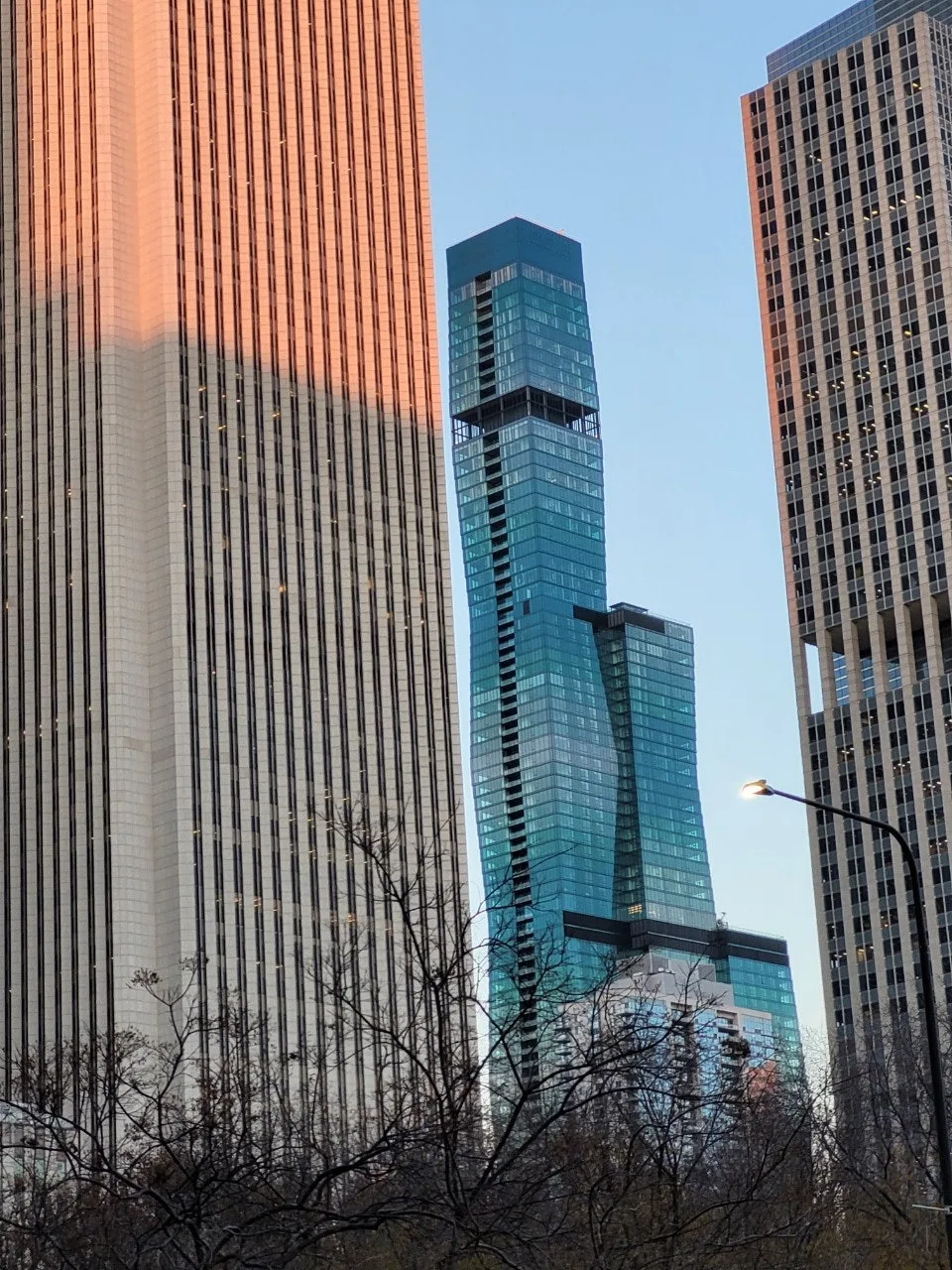 7_843Ud018svc1nzyw2bn6zxe0_o81ygz.jpg?type=e1920_std