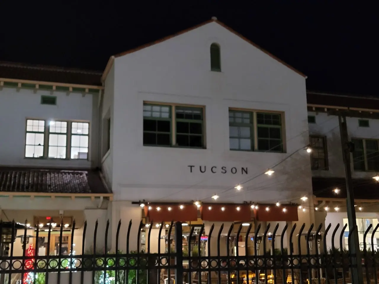 2_9g3Ud018svcr2h7pa74zn97_o81ygz.jpg?type=e1920_std