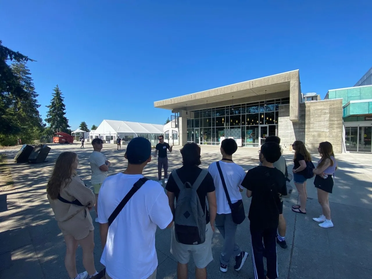 9_iibUd018svcoy94vozkjqar_o81ygz.jpg?type=e1920_std