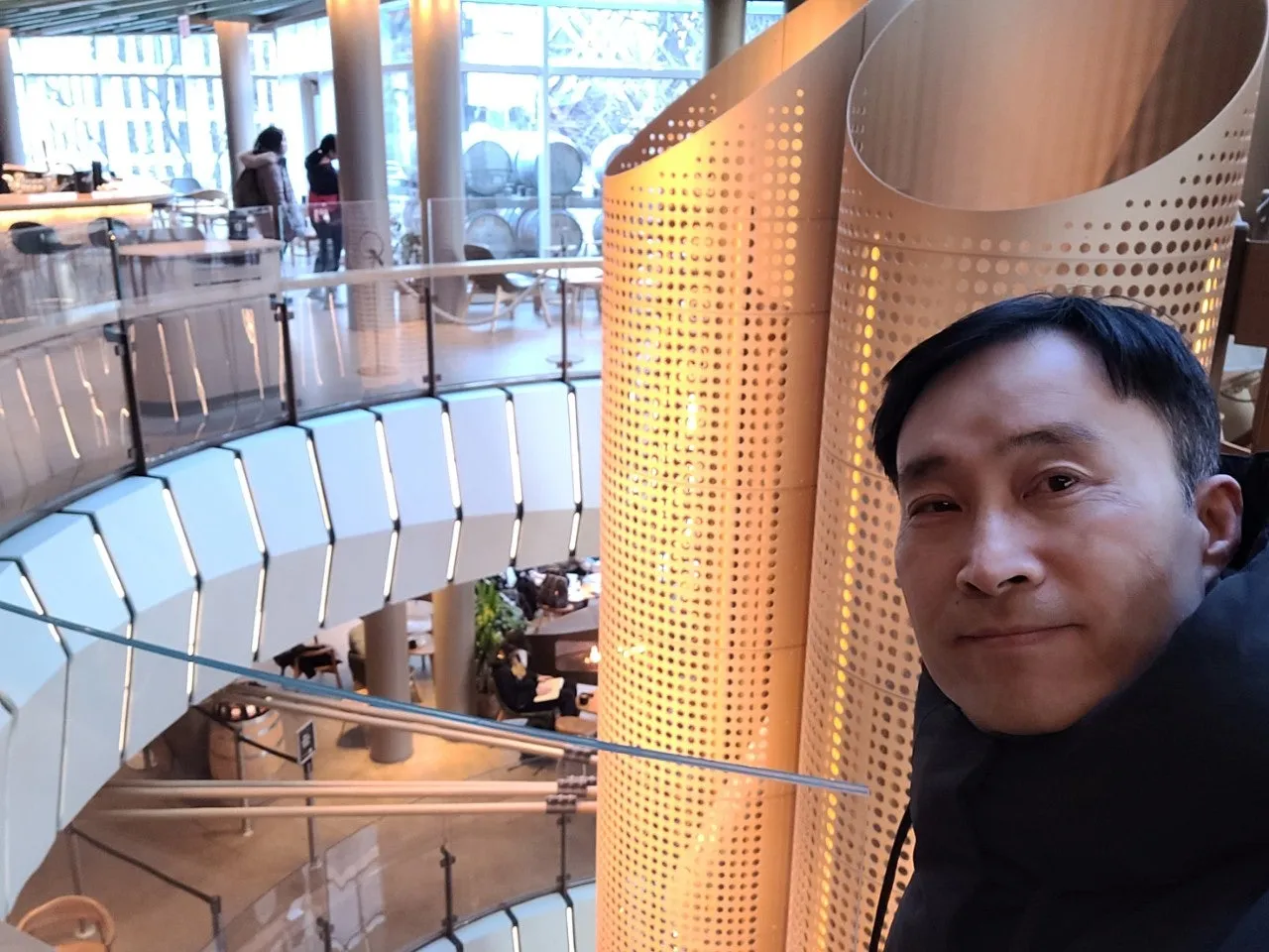 0_9hhUd018svc1mf7w5qkjdkvc_o81ygz.jpg?type=e1920_std