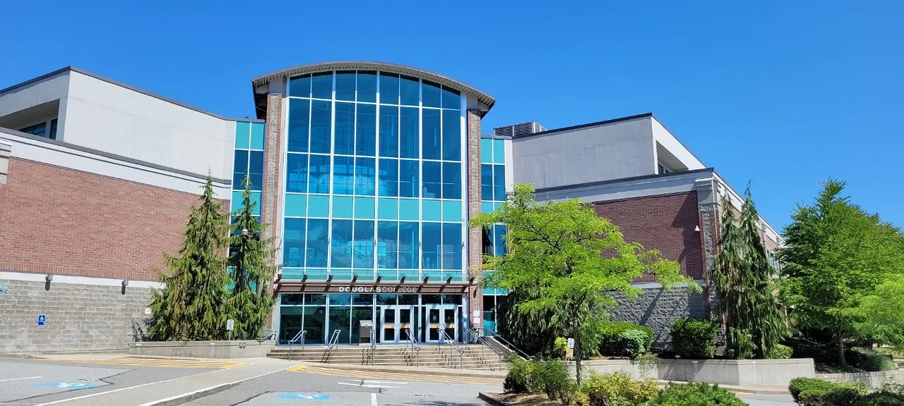 h_888Ud018svcbilpsyl7bo12_o81ygz.jpg?type=e1920_std