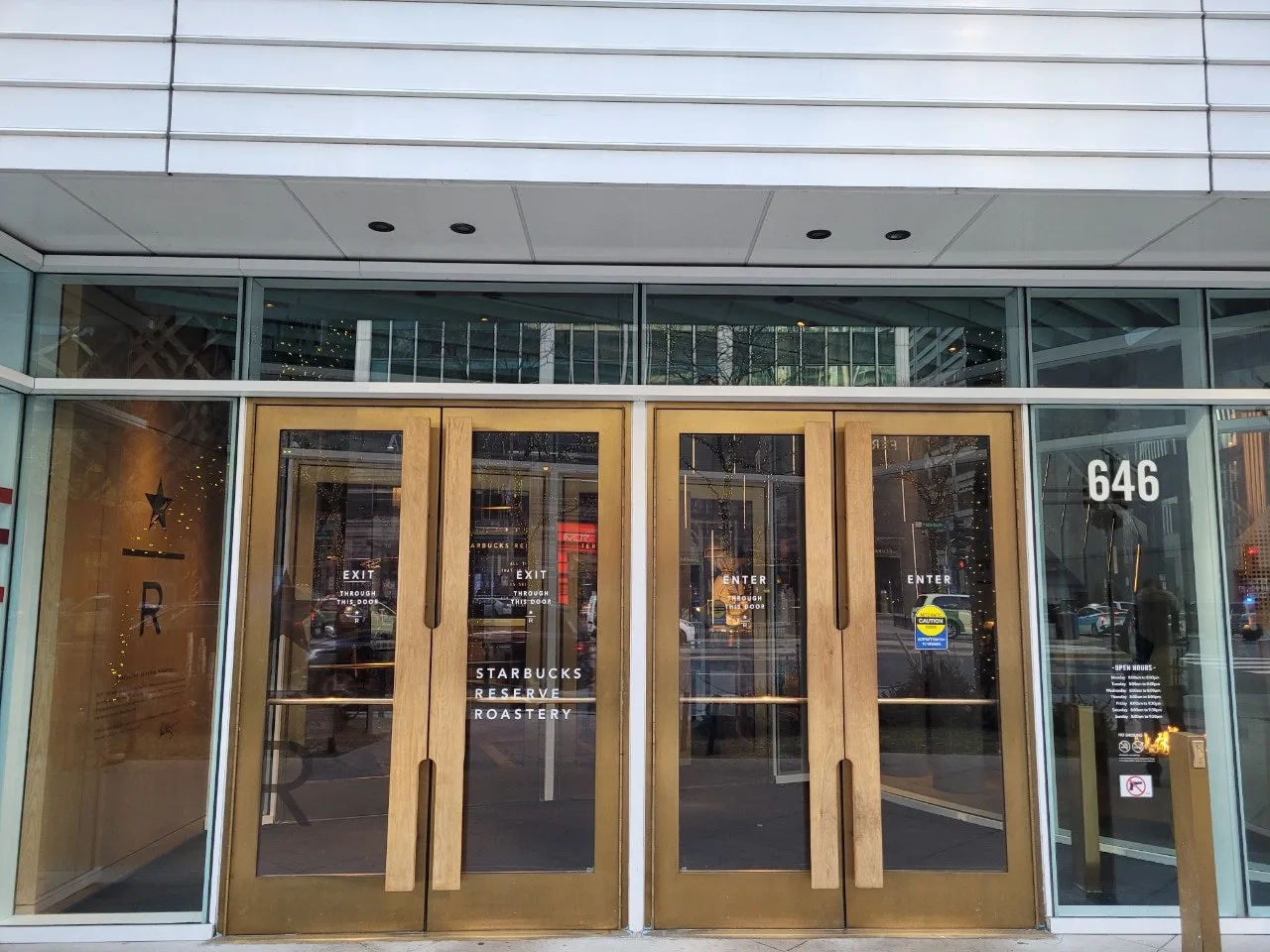 j_jhgUd018svc1dvn3o0zxstio_o81ygz.jpg?type=e1920_std