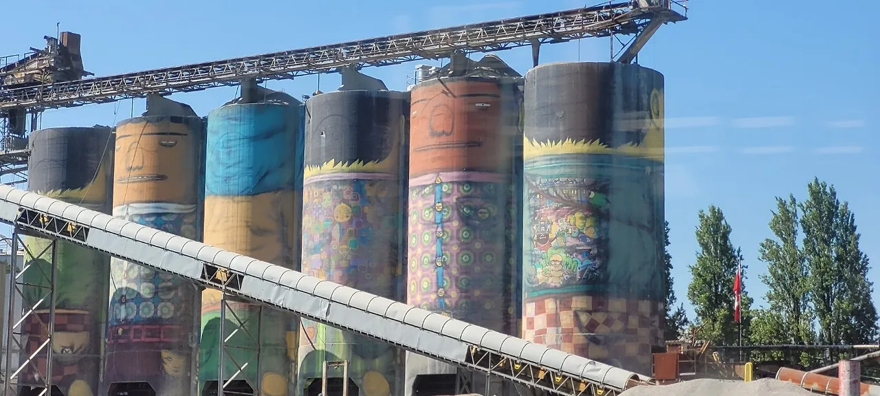 g_08eUd018svc1etdezpens0hv_o81ygz.jpg?type=e1920_std