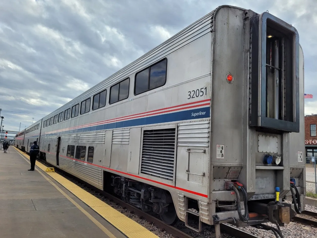 j_9jfUd018svc1uofrnbnj8mt1_o81ygz.jpg?type=e1920_std