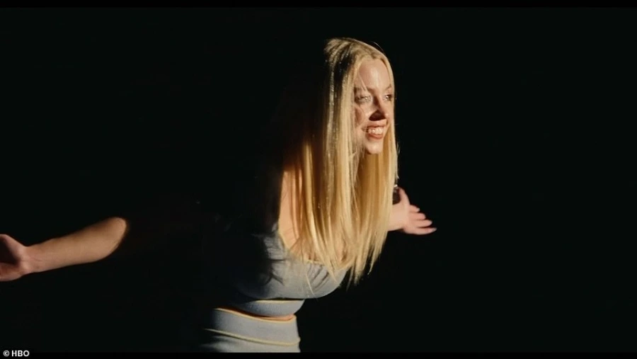 900%EF%BC%BF54741247%EF%BC%8D10558799%EF%BC%8DComplain%EF%BC%BFCassie%EF%BC%BFgoes%EF%BC%BFright%EF%BC%BFup%EF%BC%BFon%EF%BC%BFstage%EF%BC%BFand%EF%BC%BFstarts%EF%BC%BFcomplaining%EF%BC%BFab%EF%BC%8Da%EF%BC%8D3%EF%BC%BF1646032924590.jpg?type=w1