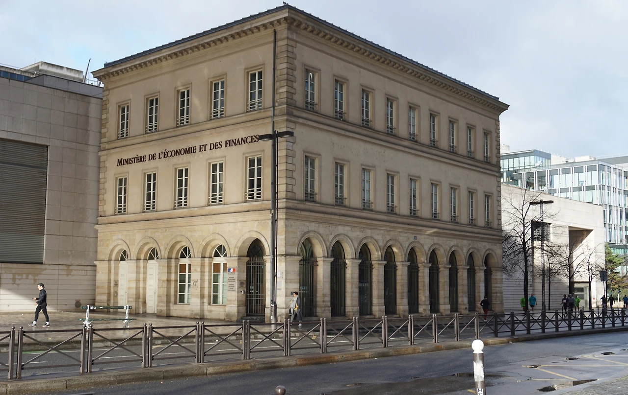 2일 재무부 건물.JPG