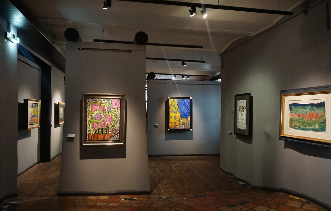 훈데르트바서뮤지엄 그림.JPG