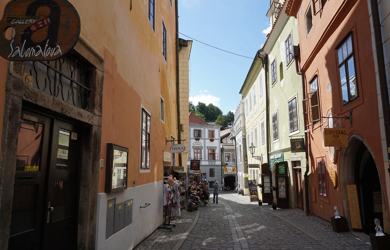 간판이 있는 골목.JPG