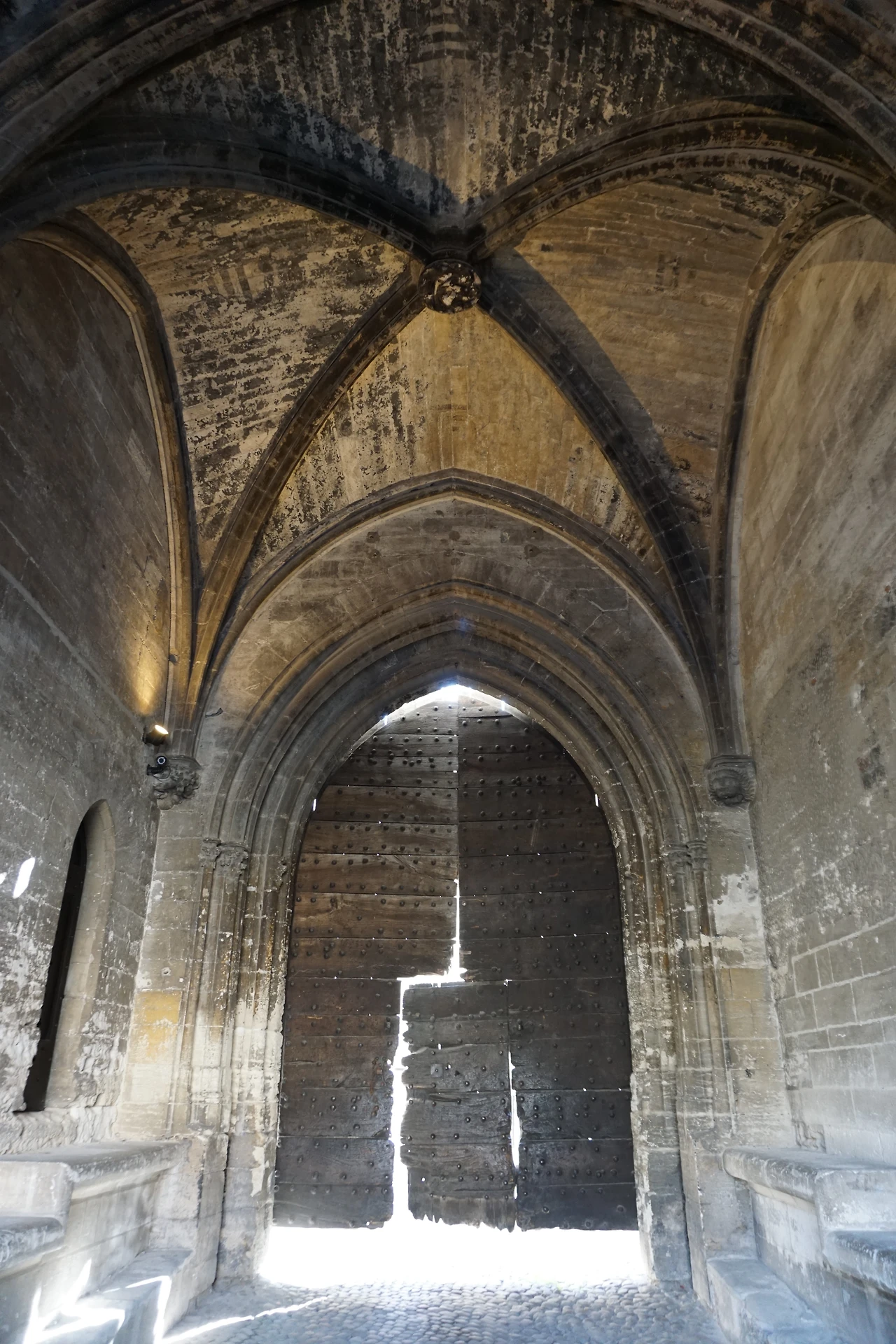 3일 교황청 을씨년.JPG