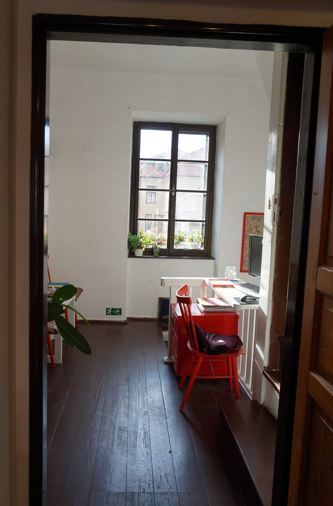 아무도 없는 컨시어지.JPG