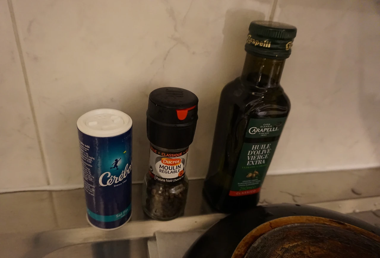 2일 삼총사 구비.JPG