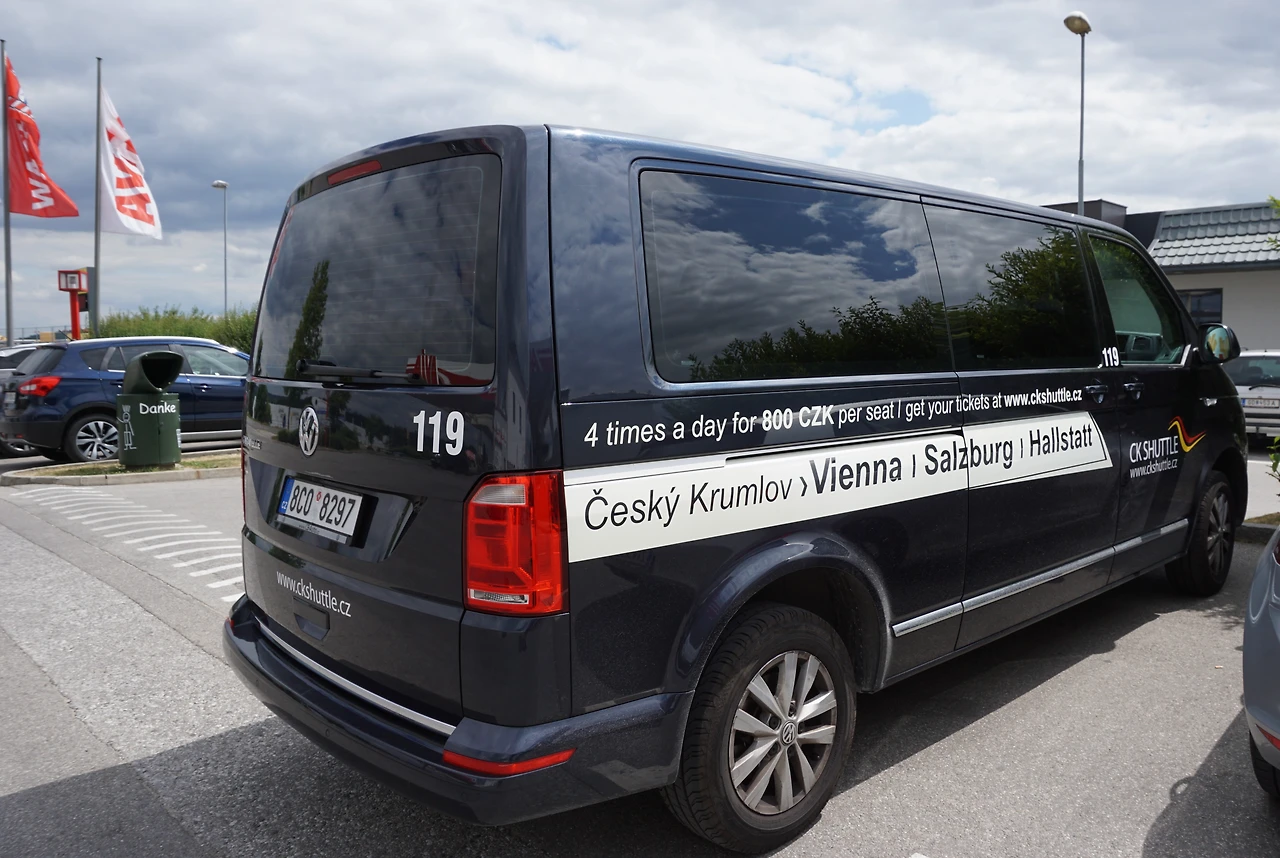 체스키에 데려다 준 셔틀.JPG