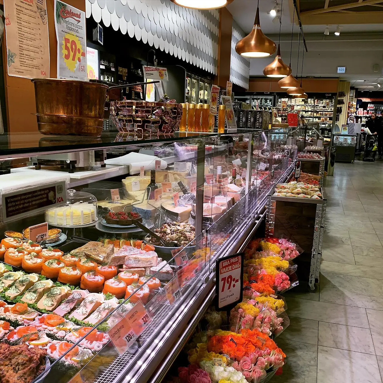 75210738_780200582415729_401366922899226624_n.jpg?_nc_cat=106&ccb=1-7&_nc_sid=0b6b33&_nc_ohc=ts-GRMu2WPwQ7kNvwE9v6jr&_nc_oc=AdkUm7qTWXvzK8qv-9YkLs7XCEmrdygj177ujpIXgHCvdCQQtDG_v9pxPNIRPuiQ1Xg&_nc_zt=23&_nc_ht=scontent.farn1-2.fna&_nc_gid=S6DTo3gCBfpW8bxgebCiYQ&oh=00_AfgKJegvj9Q5Zmjr0BjLoyu-JvNyNpJjEdsf9RGq5hsMaA&oe=693E5860