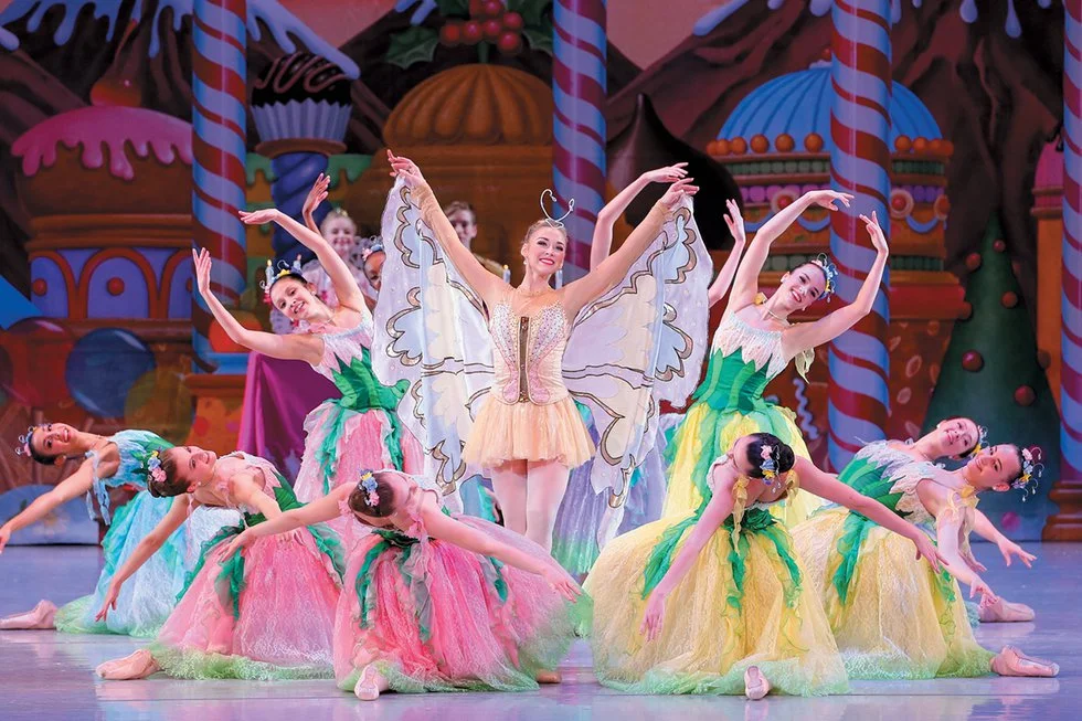 A%26E_TheNutcracker_4_PhotoSarahFerguson_rp1223.png?cb=62156a6ada76327b385921acae9852db