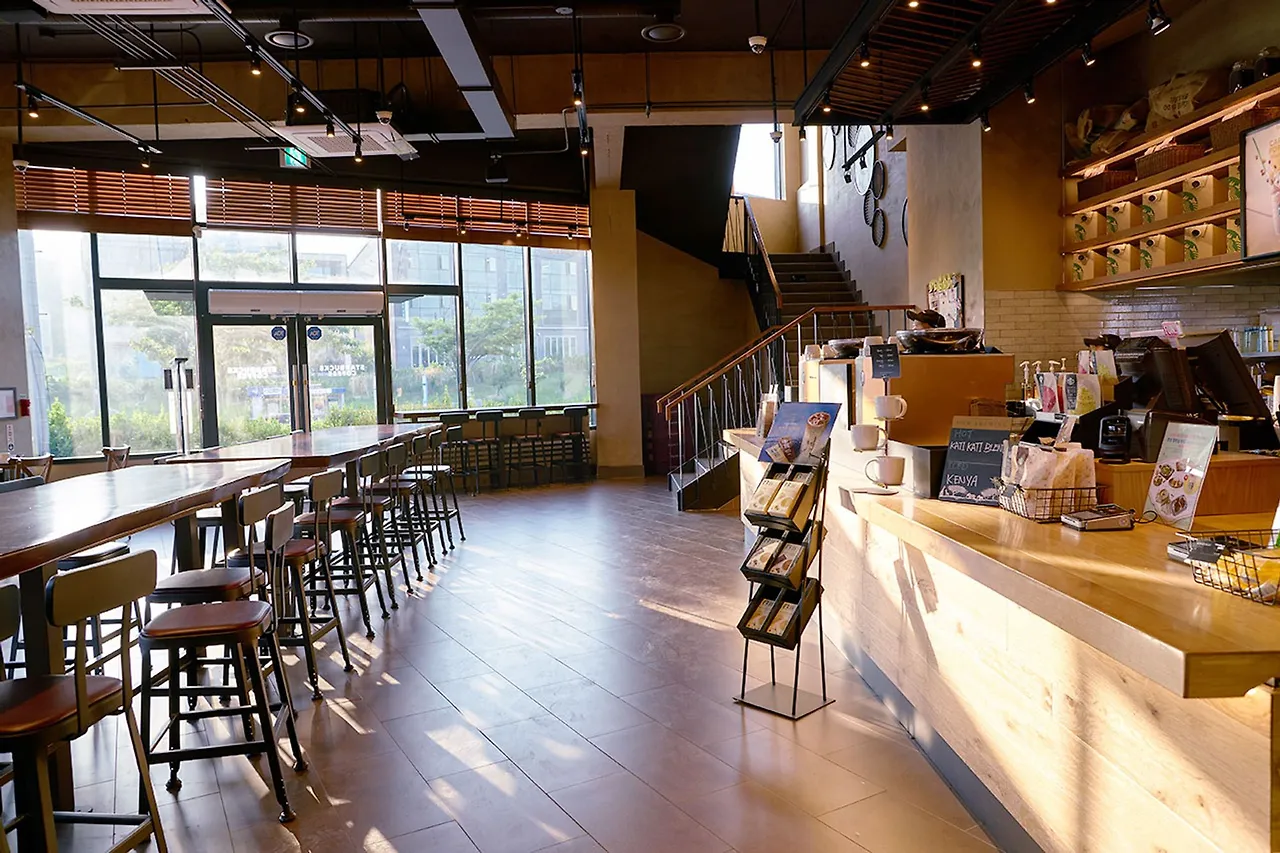 스타벅스 브랜드 컨셉.jpeg